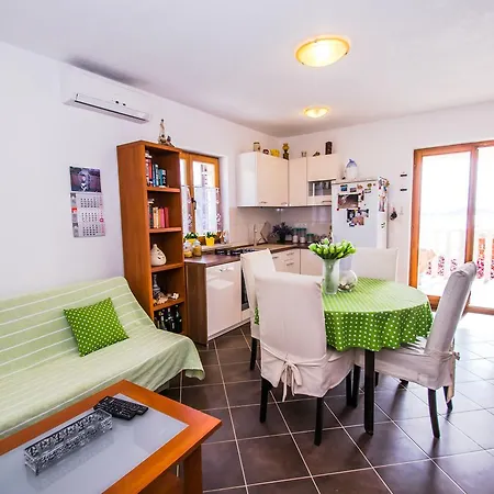 Daire Toni