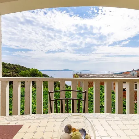 Toni Appartamento Vinišće